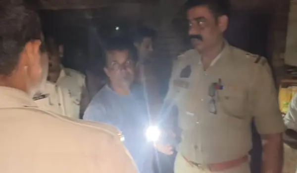 अम्बेडकरनगर में पंखे का तार लगाते समय करंट की चपेट में आई महिला, मौत